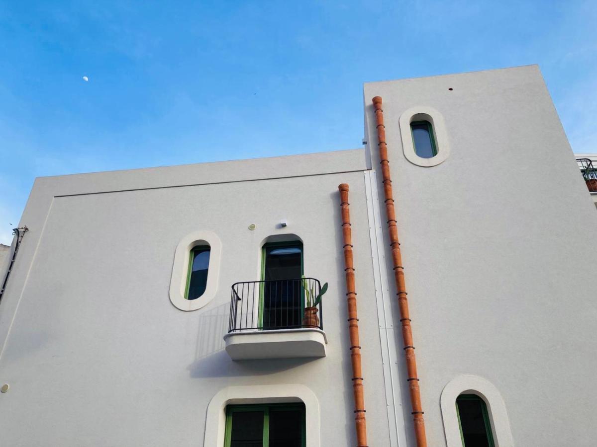 Apartamento Casa Astura Capo dʼOrlando Exterior foto
