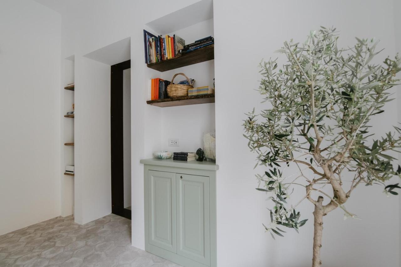 Apartamento Casa Astura Capo dʼOrlando Exterior foto