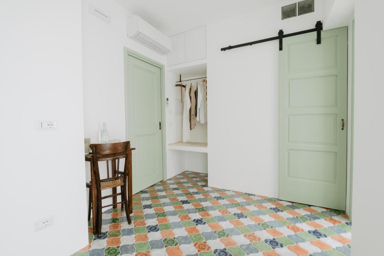 Apartamento Casa Astura Capo dʼOrlando Exterior foto